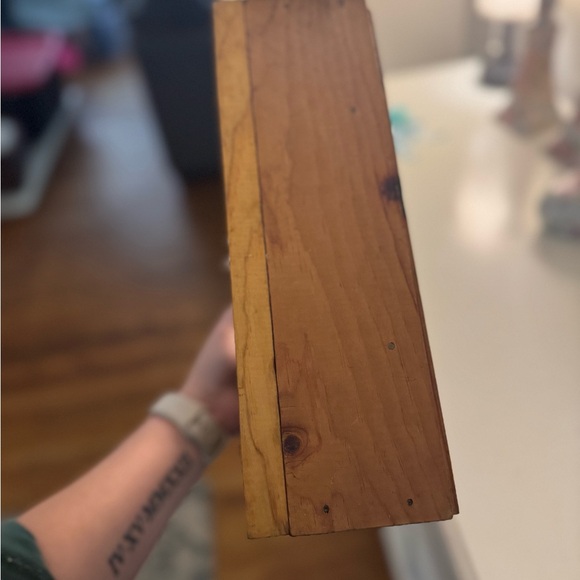 Wooden Heart Cutout Organizer - Picture 3 of 4